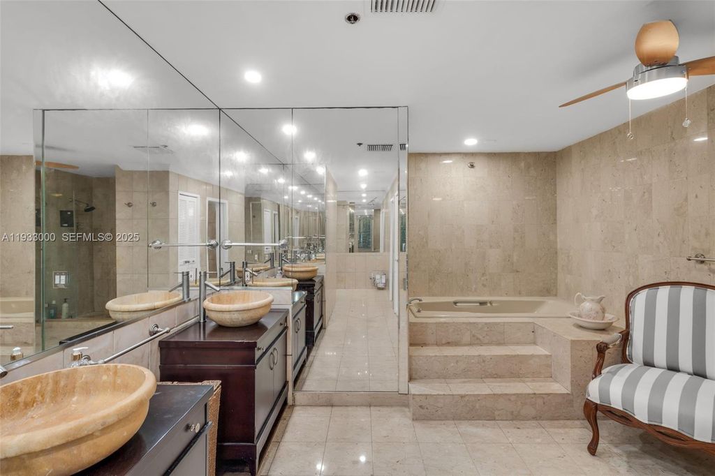 Image 21 of property listing at 2124 Fisher Island Dr 2124, Miami Beach, FL 33109