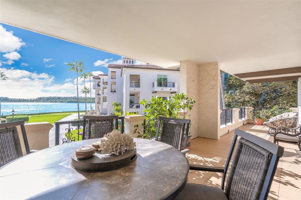 Image 36 of property listing at 2124 Fisher Island Dr 2124, Miami Beach, FL 33109