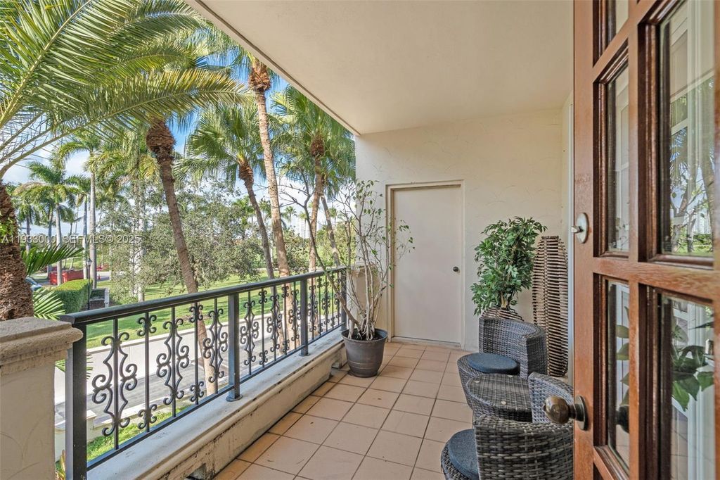Image 37 of property listing at 2124 Fisher Island Dr 2124, Miami Beach, FL 33109