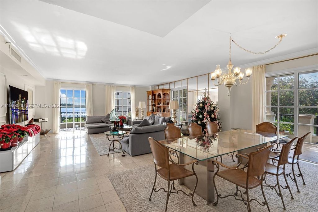 Image 7 of property listing at 2124 Fisher Island Dr 2124, Miami Beach, FL 33109