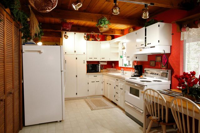 2062 Fairway Dr, Arnold, CA 95223