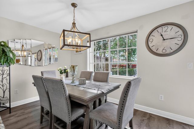 6698 Old Farm Trail, Boynton Beach, FL 33437