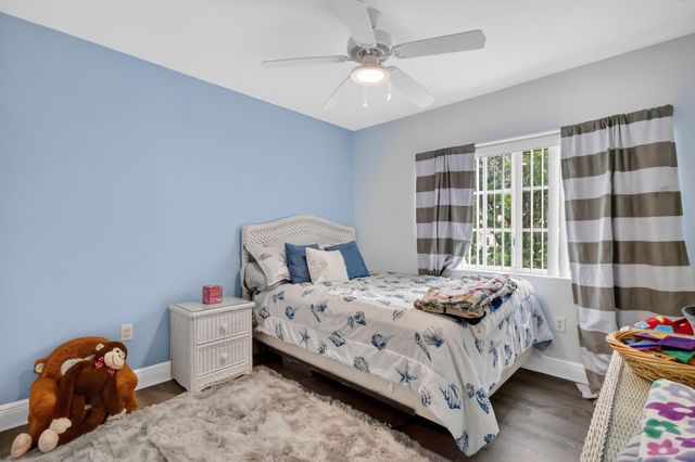 6698 Old Farm Trail, Boynton Beach, FL 33437