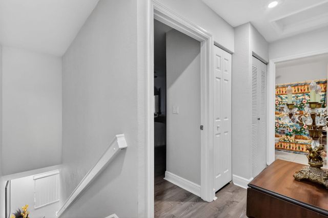 6698 Old Farm Trail, Boynton Beach, FL 33437