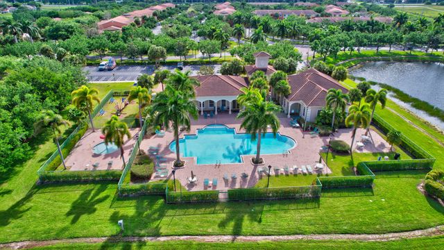 6698 Old Farm Trail, Boynton Beach, FL 33437