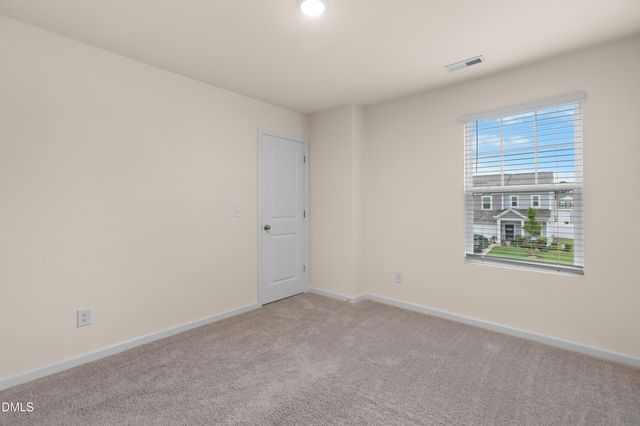 932 Berkeley Glen Road, Zebulon, NC 27597