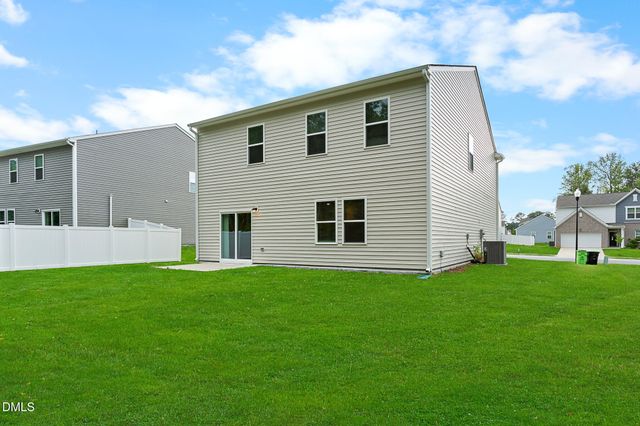 932 Berkeley Glen Road, Zebulon, NC 27597