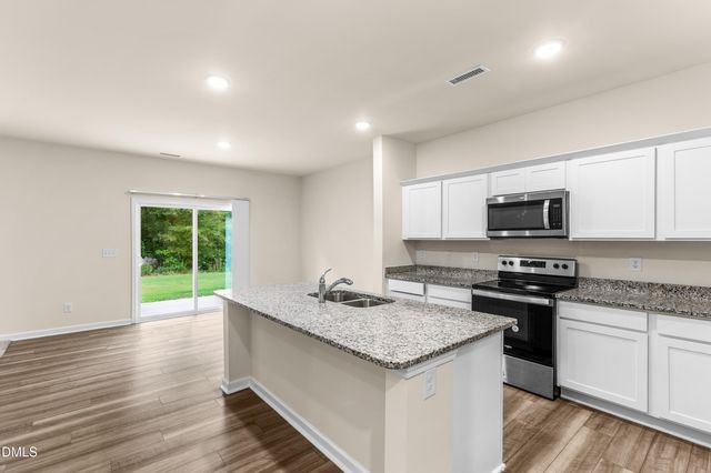 932 Berkeley Glen Road, Zebulon, NC 27597