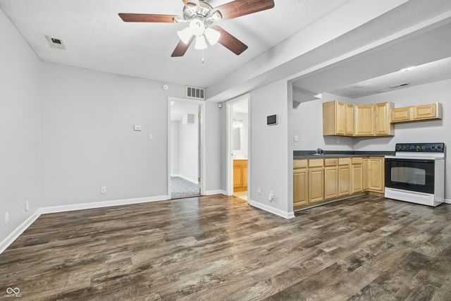 303 Green Street, Plainfield, IN 46168