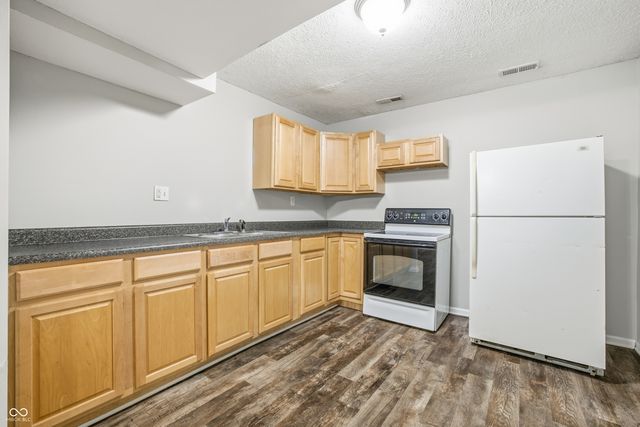 303 Green Street, Plainfield, IN 46168