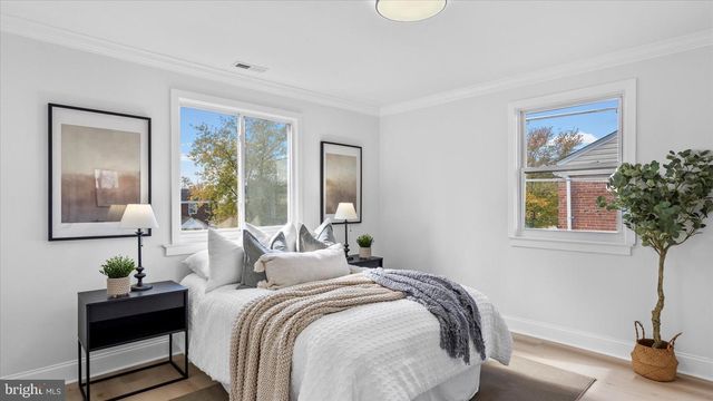 2529 LIBERTY PKWY, Baltimore, MD 21222