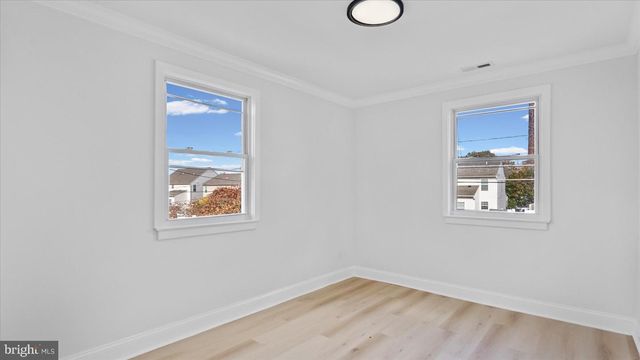 2529 LIBERTY PKWY, Baltimore, MD 21222