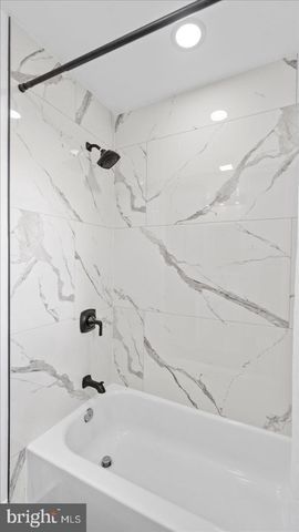 2529 LIBERTY PKWY, Baltimore, MD 21222