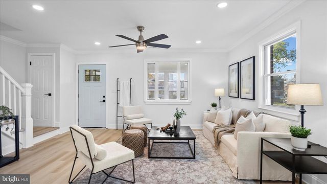 2529 LIBERTY PKWY, Baltimore, MD 21222