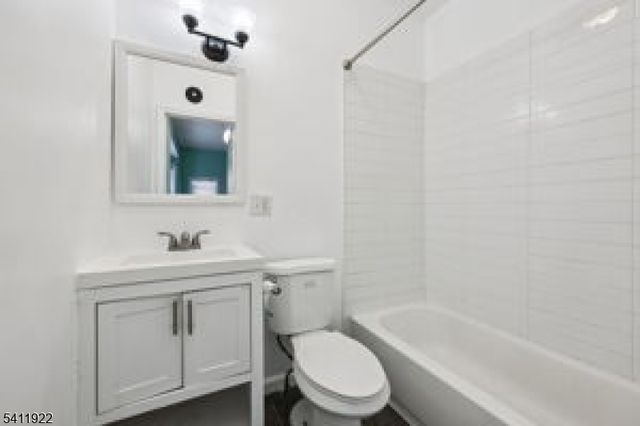 46 Osborne Ter, Newark City, NJ 07108