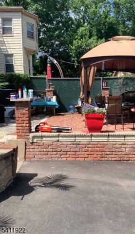 46 Osborne Ter, Newark City, NJ 07108