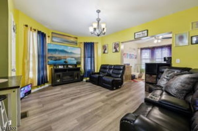 46 Osborne Ter, Newark City, NJ 07108