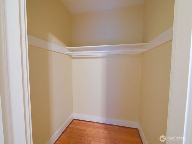 416 Summit Avenue E, Seattle, WA 98102