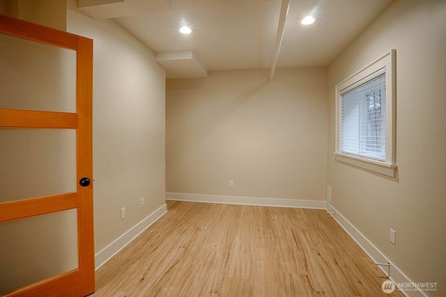 416 Summit Avenue E, Seattle, WA 98102