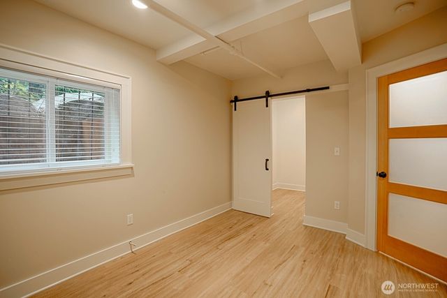 416 Summit Avenue E, Seattle, WA 98102