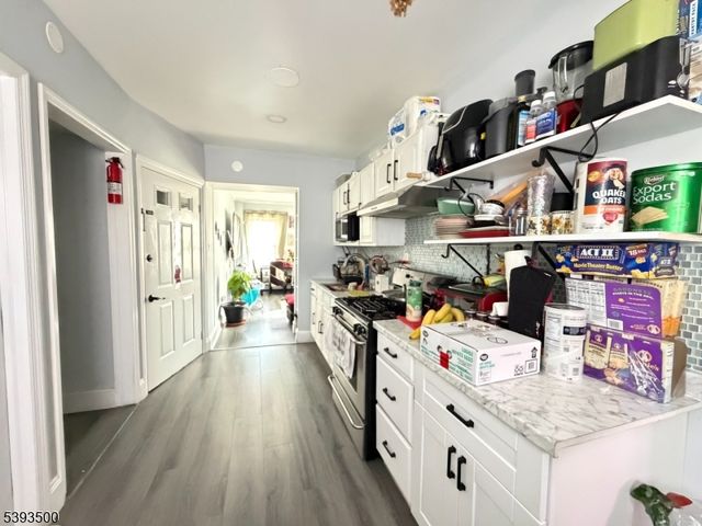 580 Monroe Ave, Elizabeth City, NJ 07201