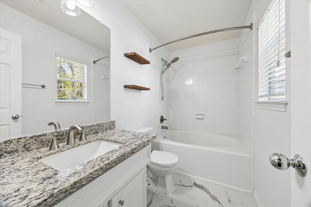 1421 W 26th Street Unit F, Houston, TX 77008