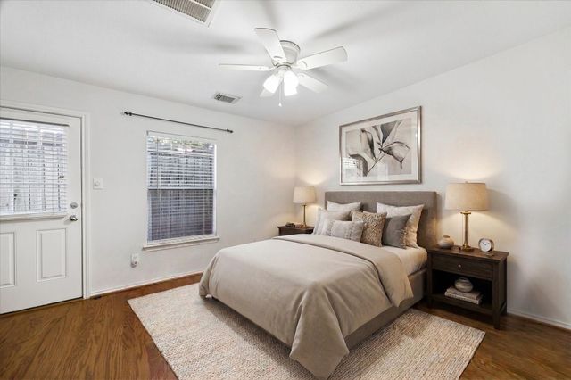 1421 W 26th Street Unit F, Houston, TX 77008