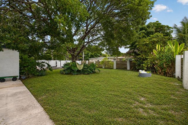 1436 NE 17TH Terrace, Fort Lauderdale, FL 33304