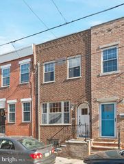 1043 MERCY ST, Philadelphia, PA 19148