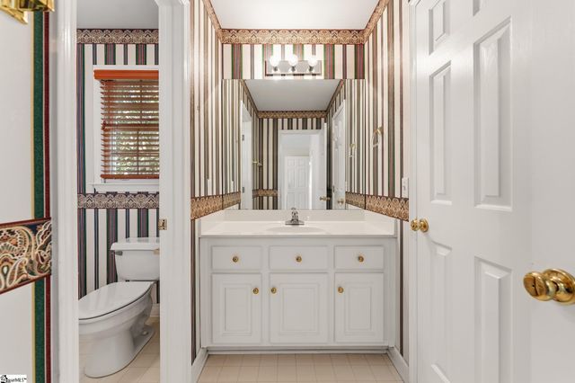 207 Kinard Way, Simpsonville, SC 29681