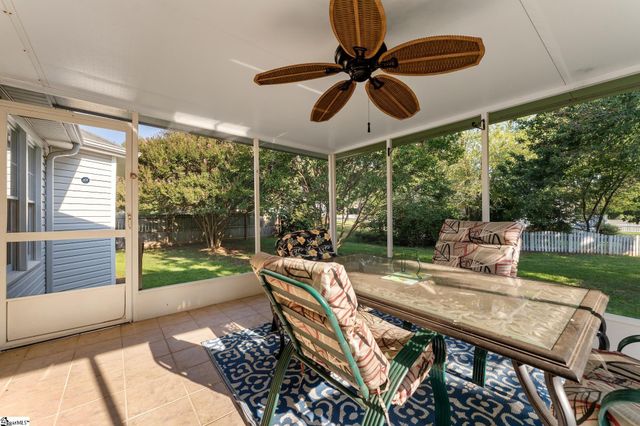 207 Kinard Way, Simpsonville, SC 29681