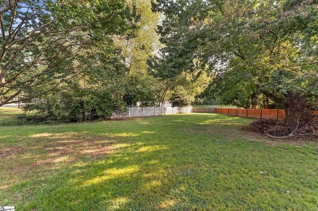 207 Kinard Way, Simpsonville, SC 29681