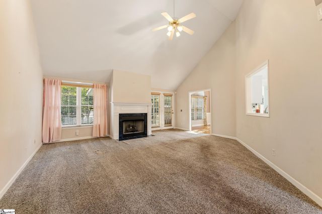 207 Kinard Way, Simpsonville, SC 29681