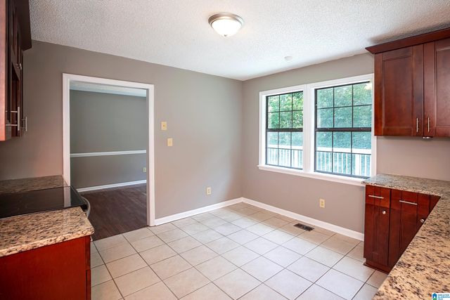 2424 BURGUNDY DRIVE, Birmingham, AL 35244