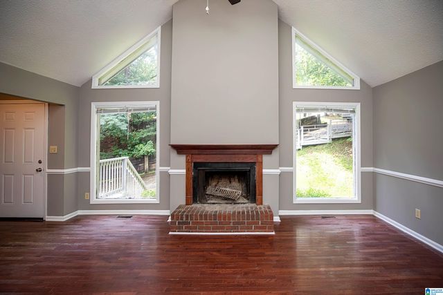 2424 BURGUNDY DRIVE, Birmingham, AL 35244