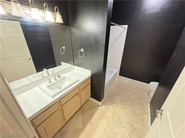 5250 South Rainbow Boulevard 2050, Las Vegas, NV 89118