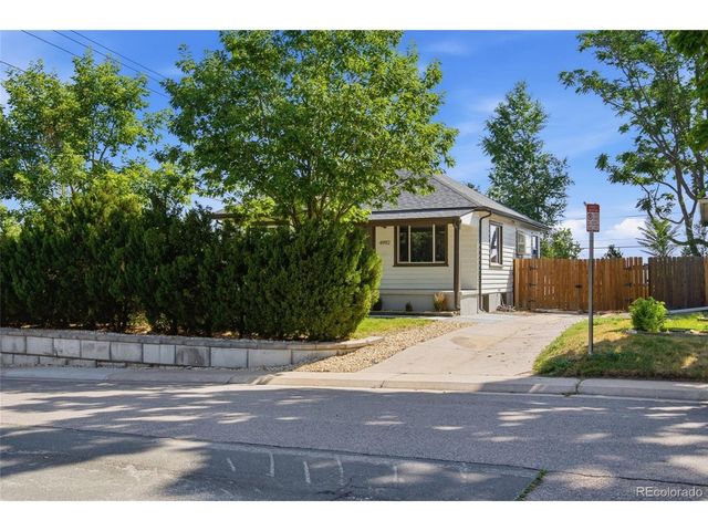 4992 Bryant St, Denver, CO 80221