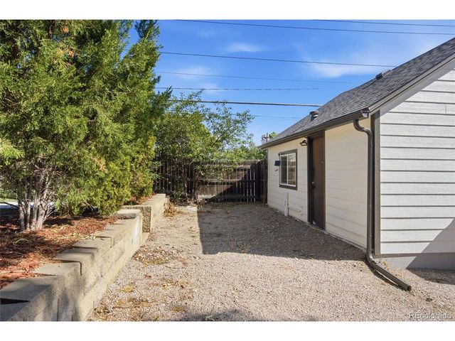 4992 Bryant St, Denver, CO 80221