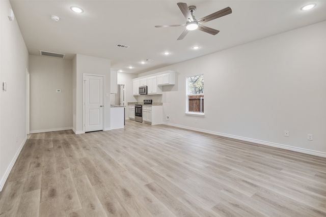 6144 Shawnee Drive, Mabank, TX 75156