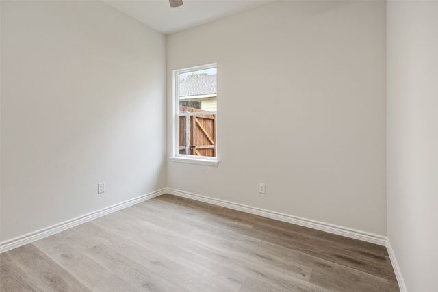 6144 Shawnee Drive, Mabank, TX 75156