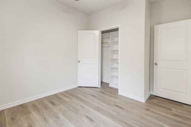 6144 Shawnee Drive, Mabank, TX 75156