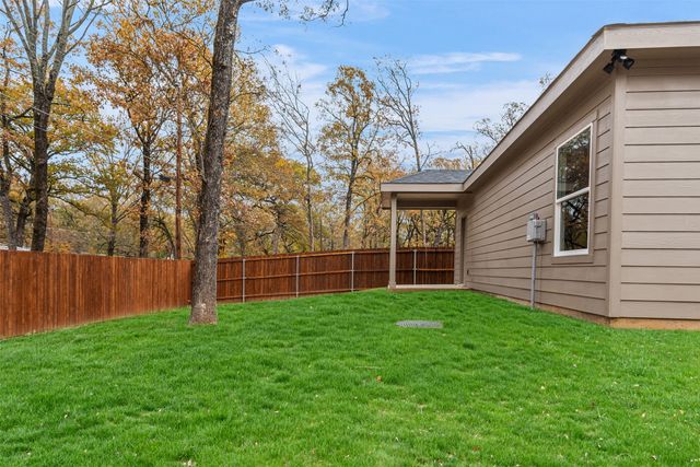 6144 Shawnee Drive, Mabank, TX 75156