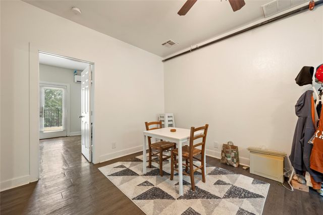 201 W 31st ST H, Austin, TX 78705