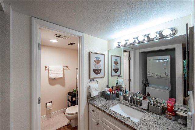 1506 SE Royal Green Circle 204, Port St. Lucie, FL 34952