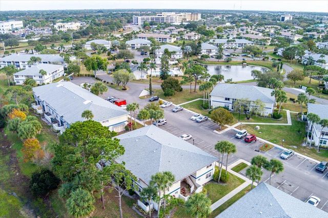 1506 SE Royal Green Circle 204, Port St. Lucie, FL 34952