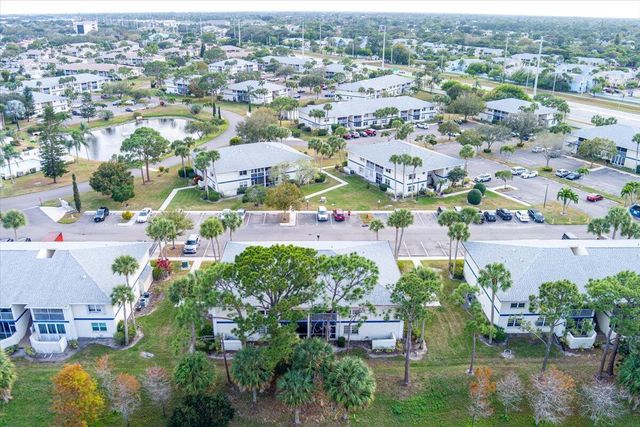1506 SE Royal Green Circle 204, Port St. Lucie, FL 34952