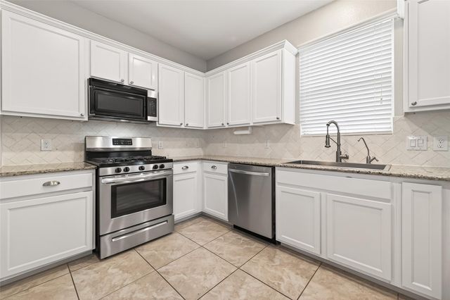 23010 Tindarey Falls Lane, Katy, TX 77493
