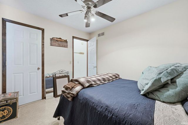 4908 Reckeweg Place, Fort Wayne, IN 46804