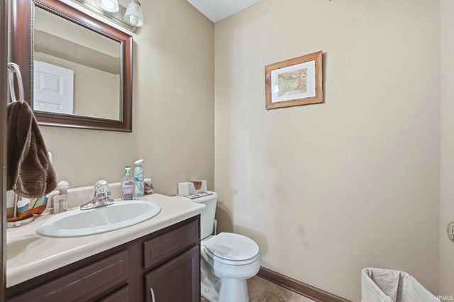 4908 Reckeweg Place, Fort Wayne, IN 46804