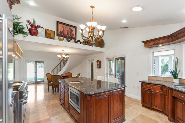 2640 Sky Ranch Ln, Camino, CA 95709